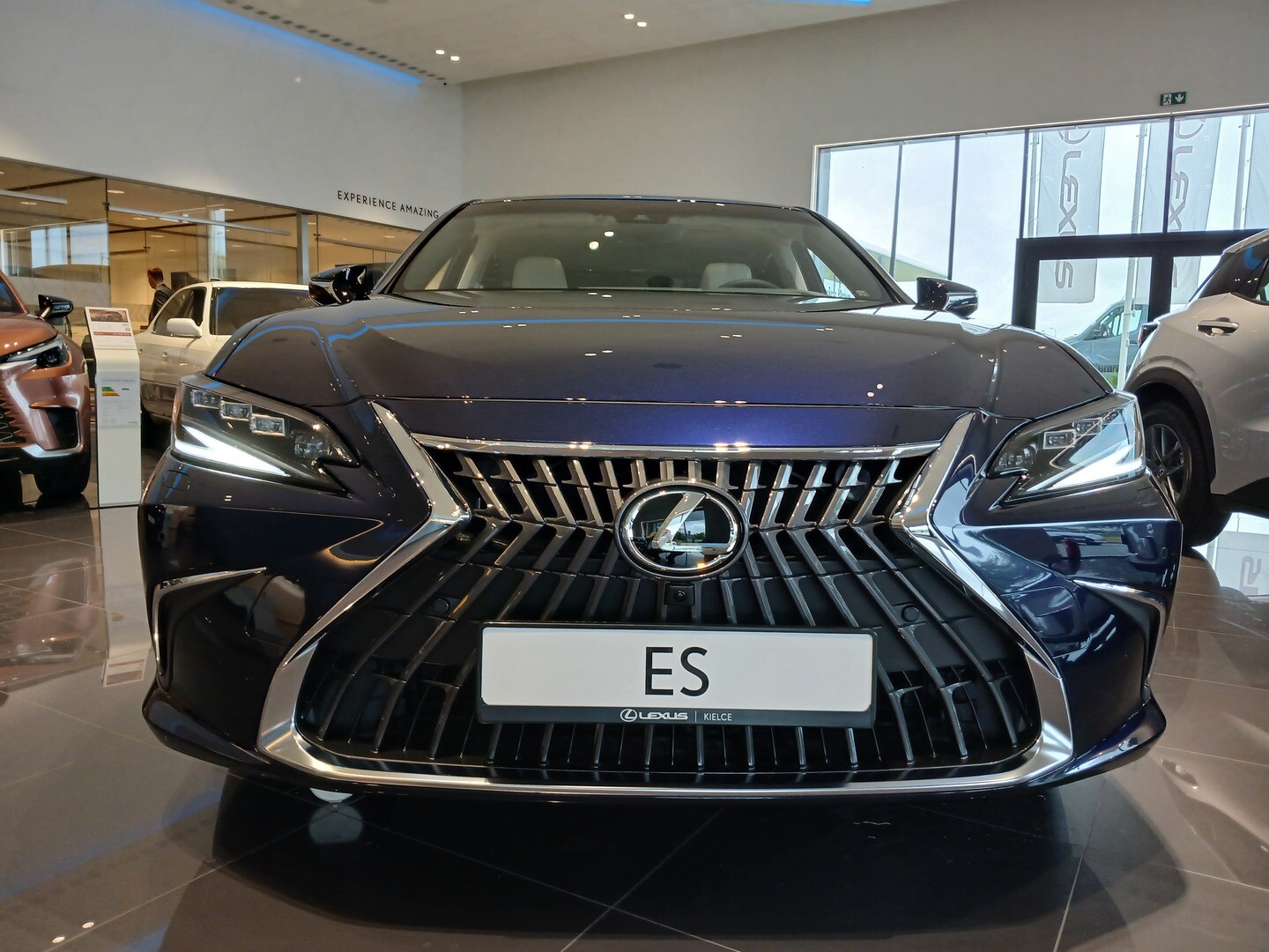 Lexus ES
