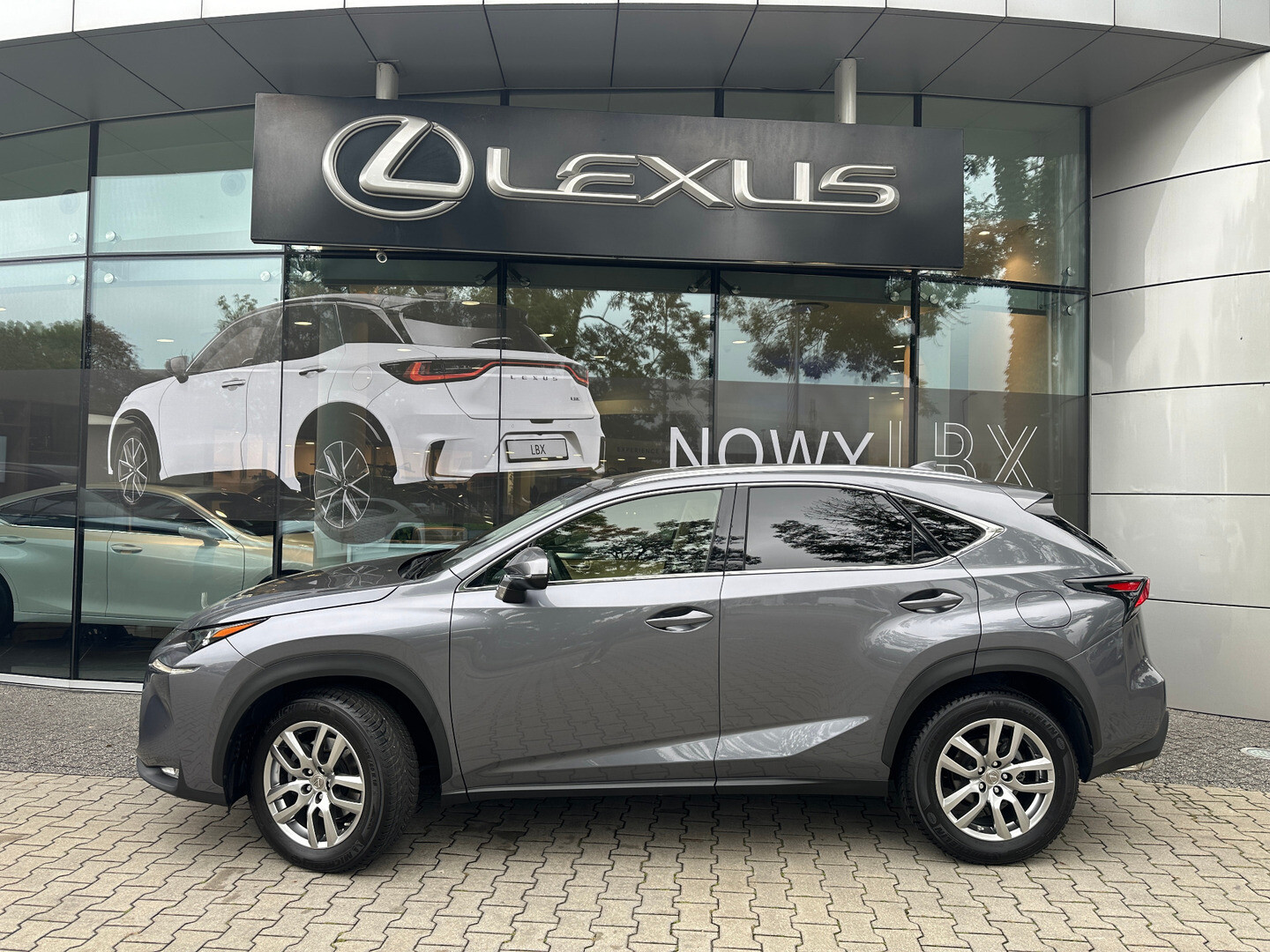 Lexus NX