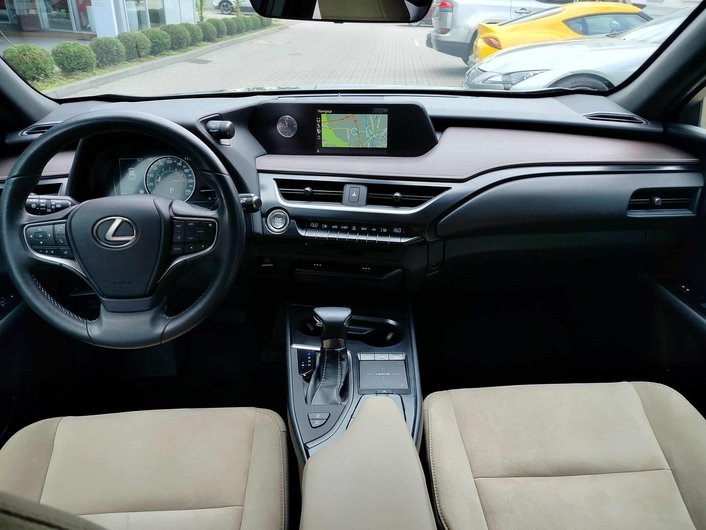 Lexus UX