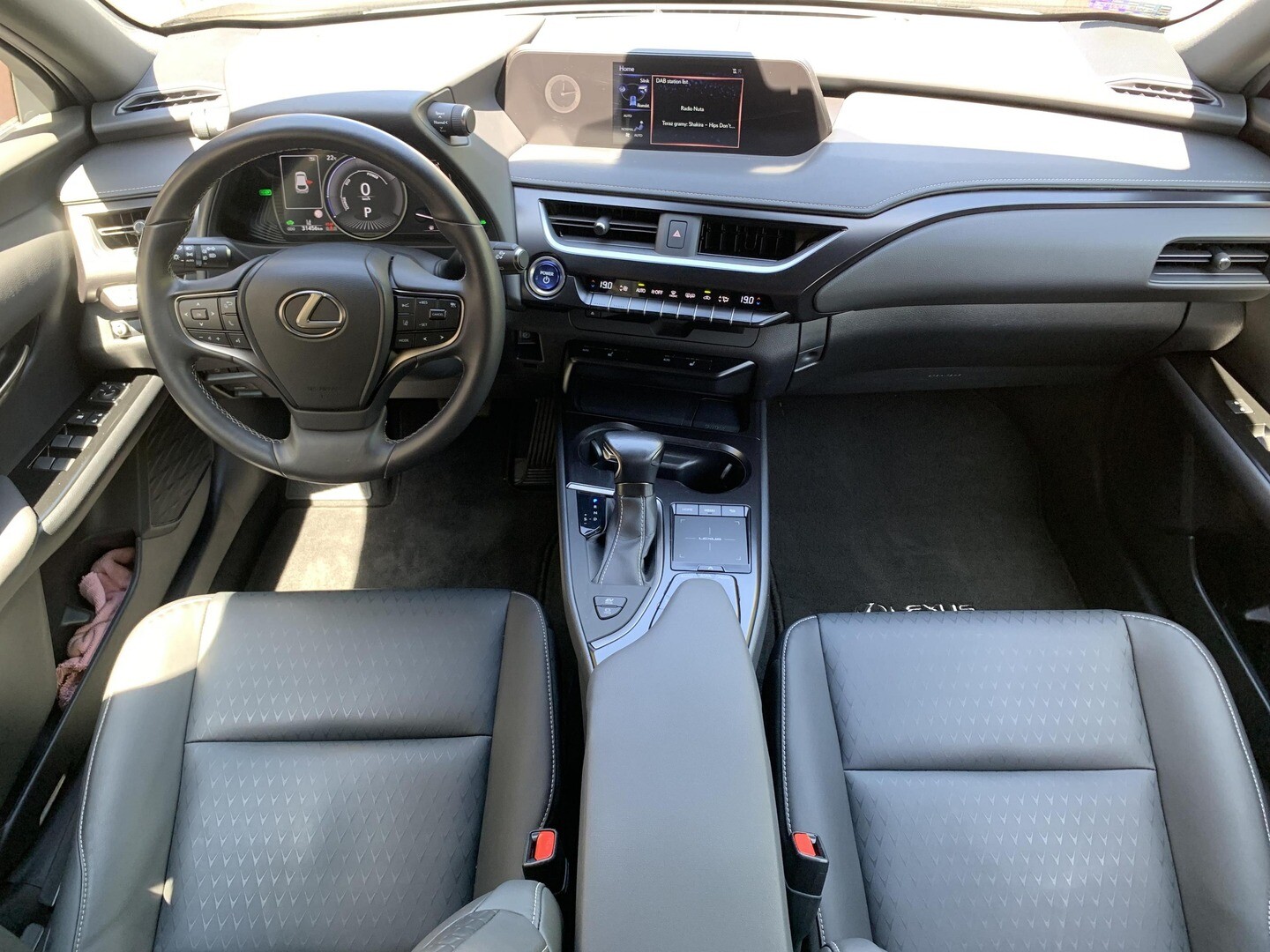 Lexus UX