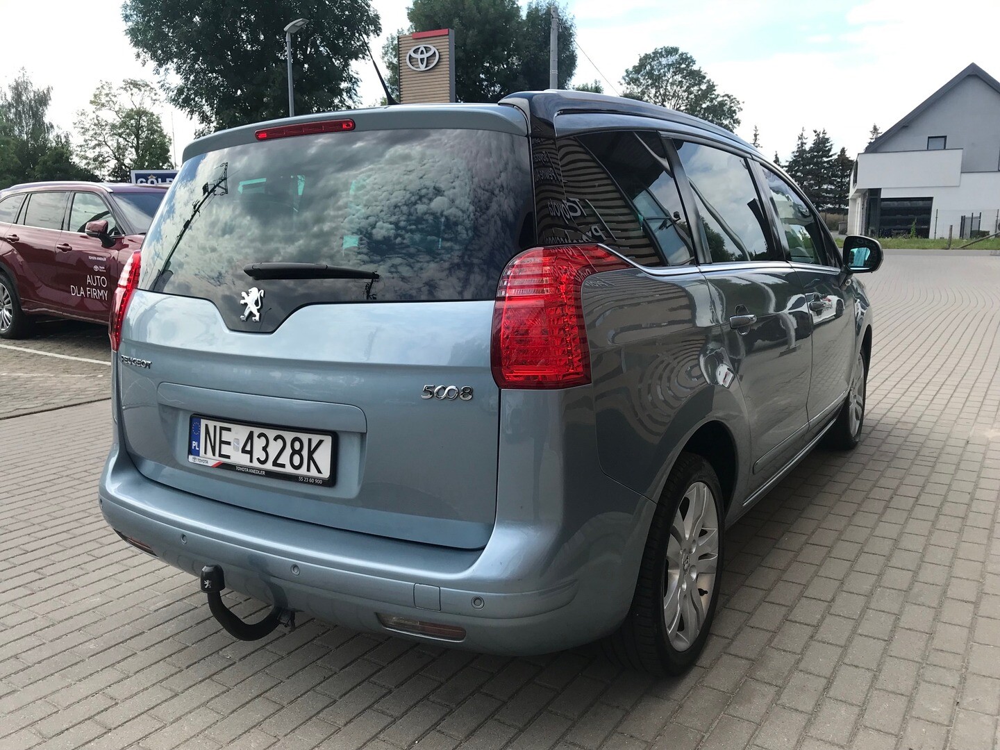 Peugeot 5008