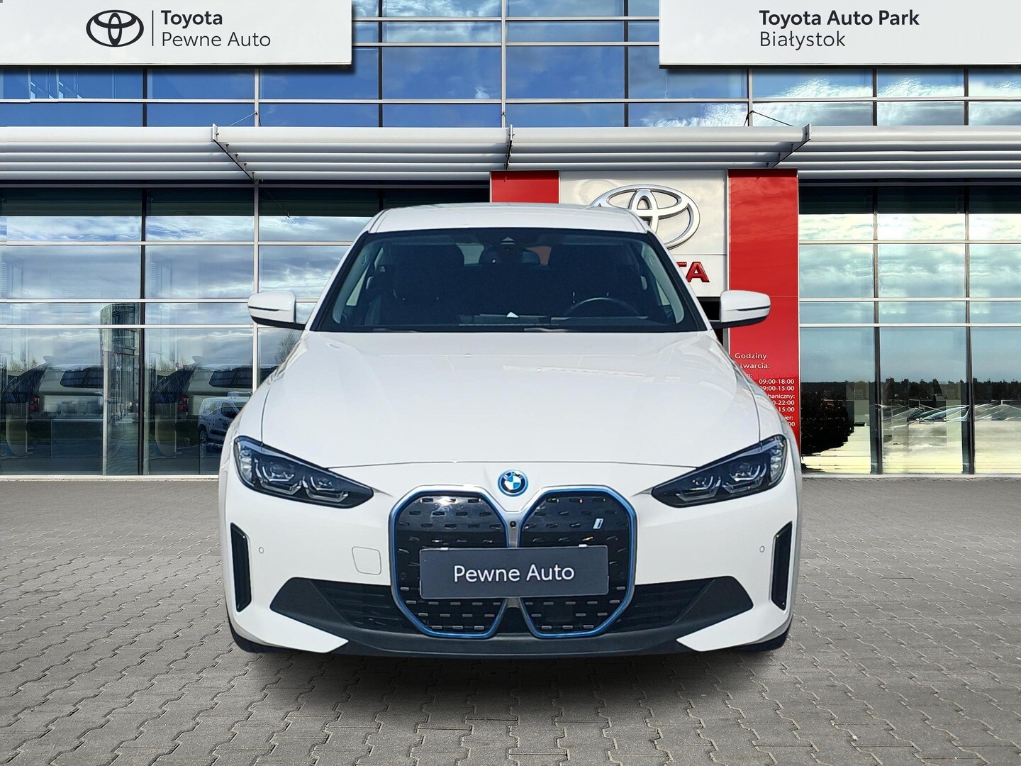 BMW i4