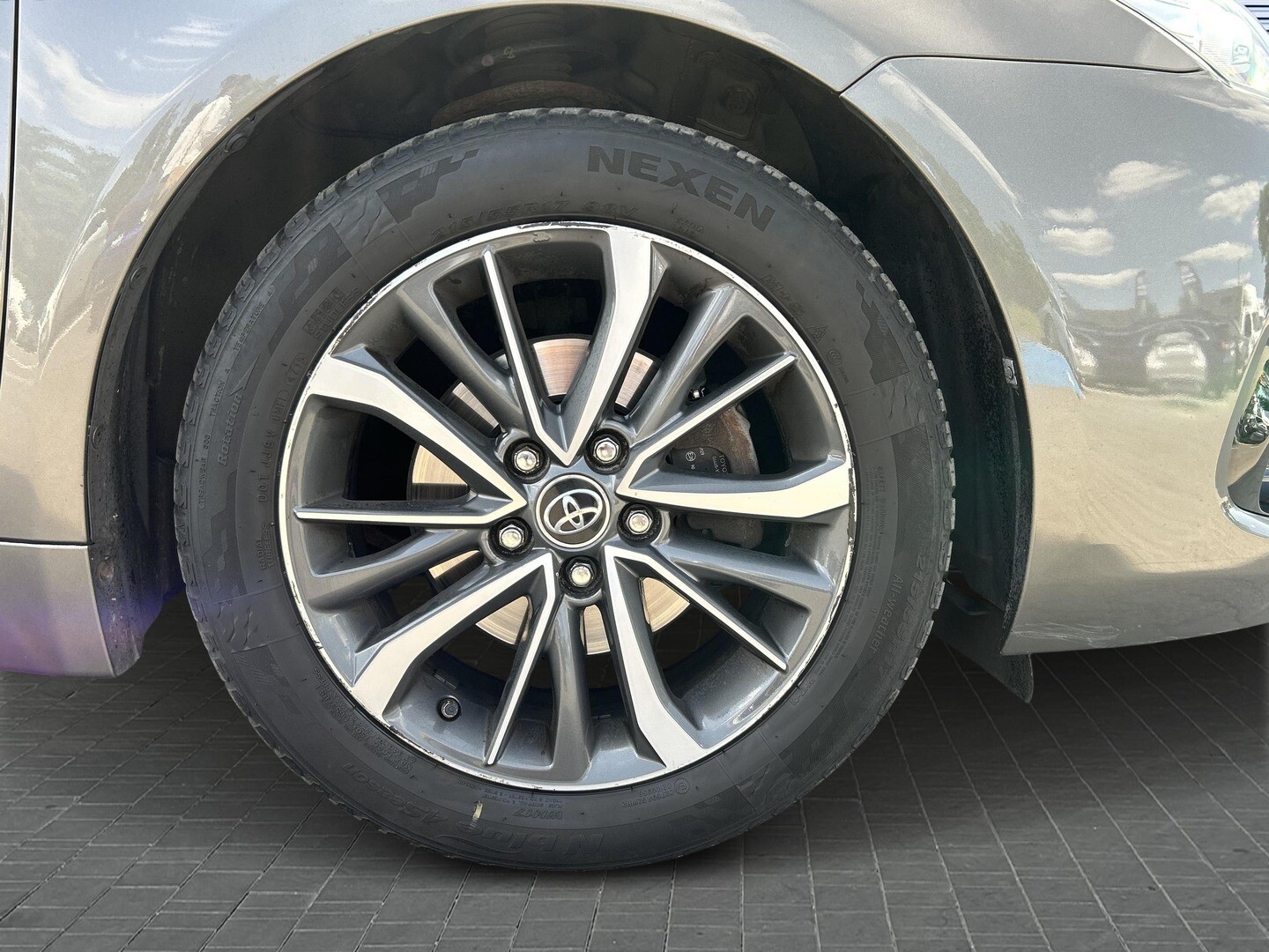 Toyota Avensis
