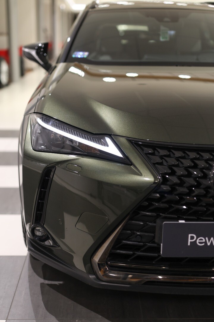 Lexus UX
