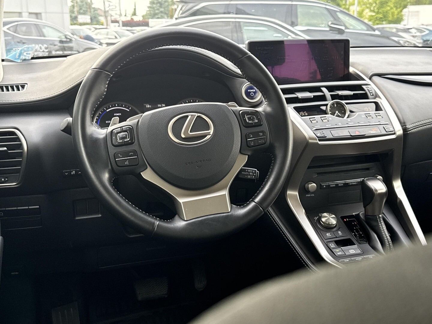 Lexus NX