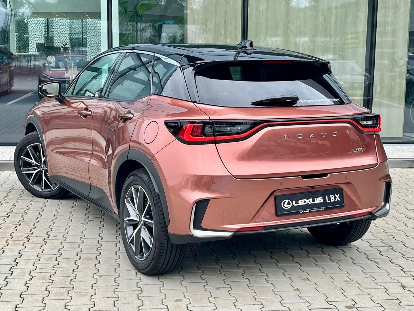 Lexus LBX