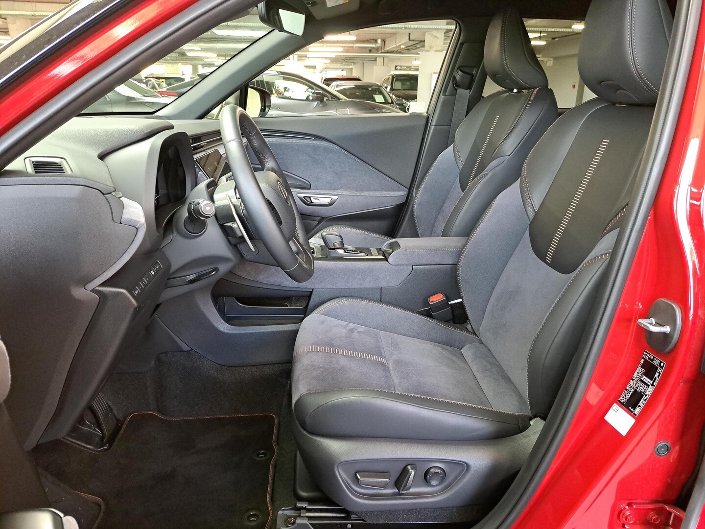 Lexus LBX