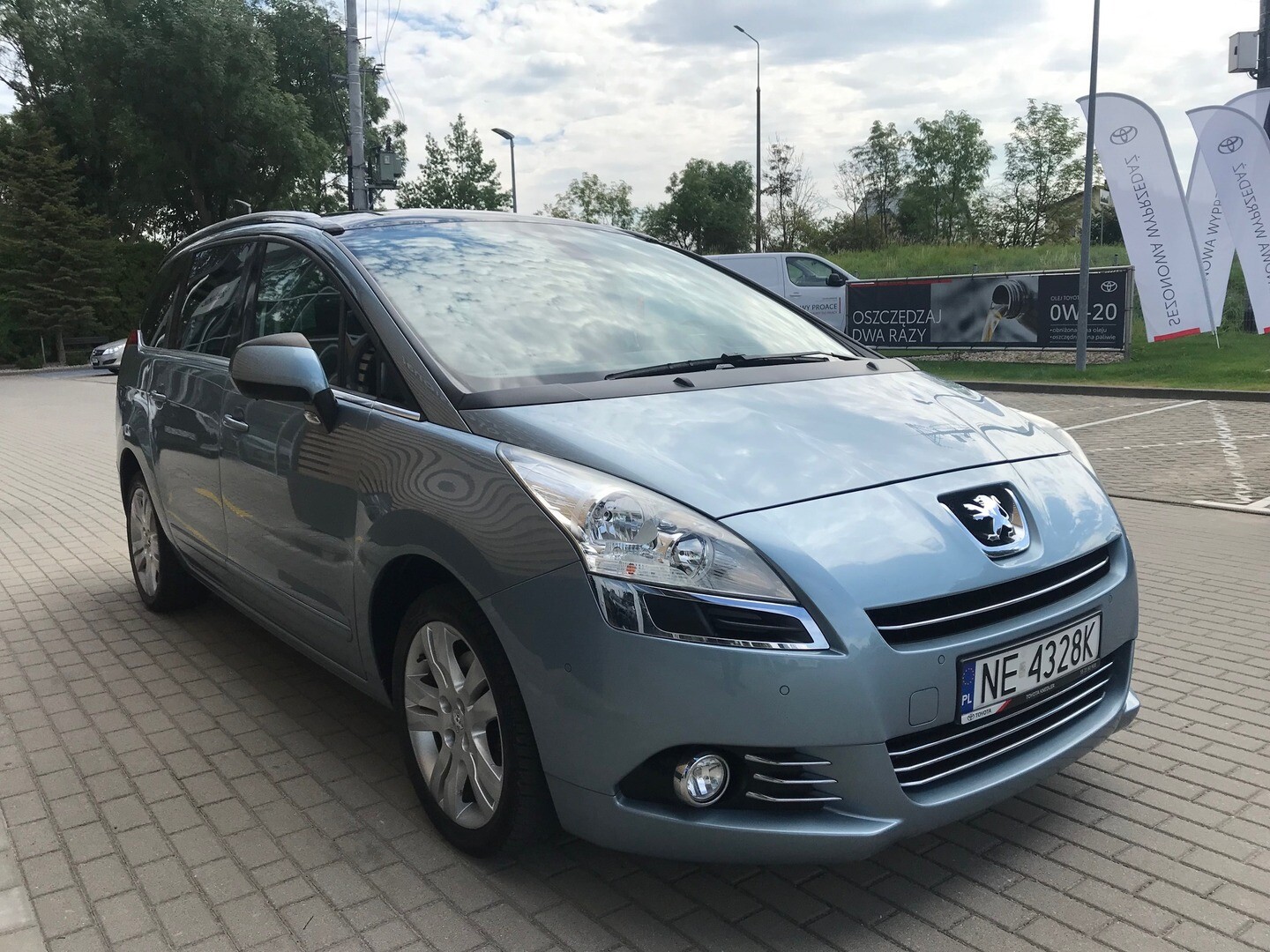 Peugeot 5008