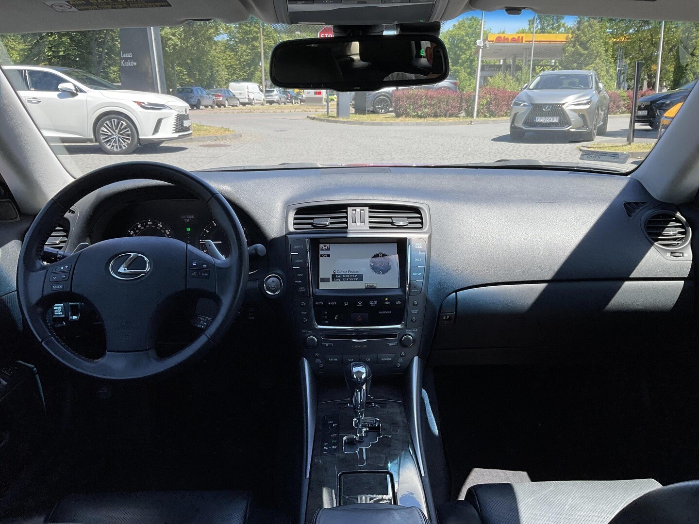 Lexus IS