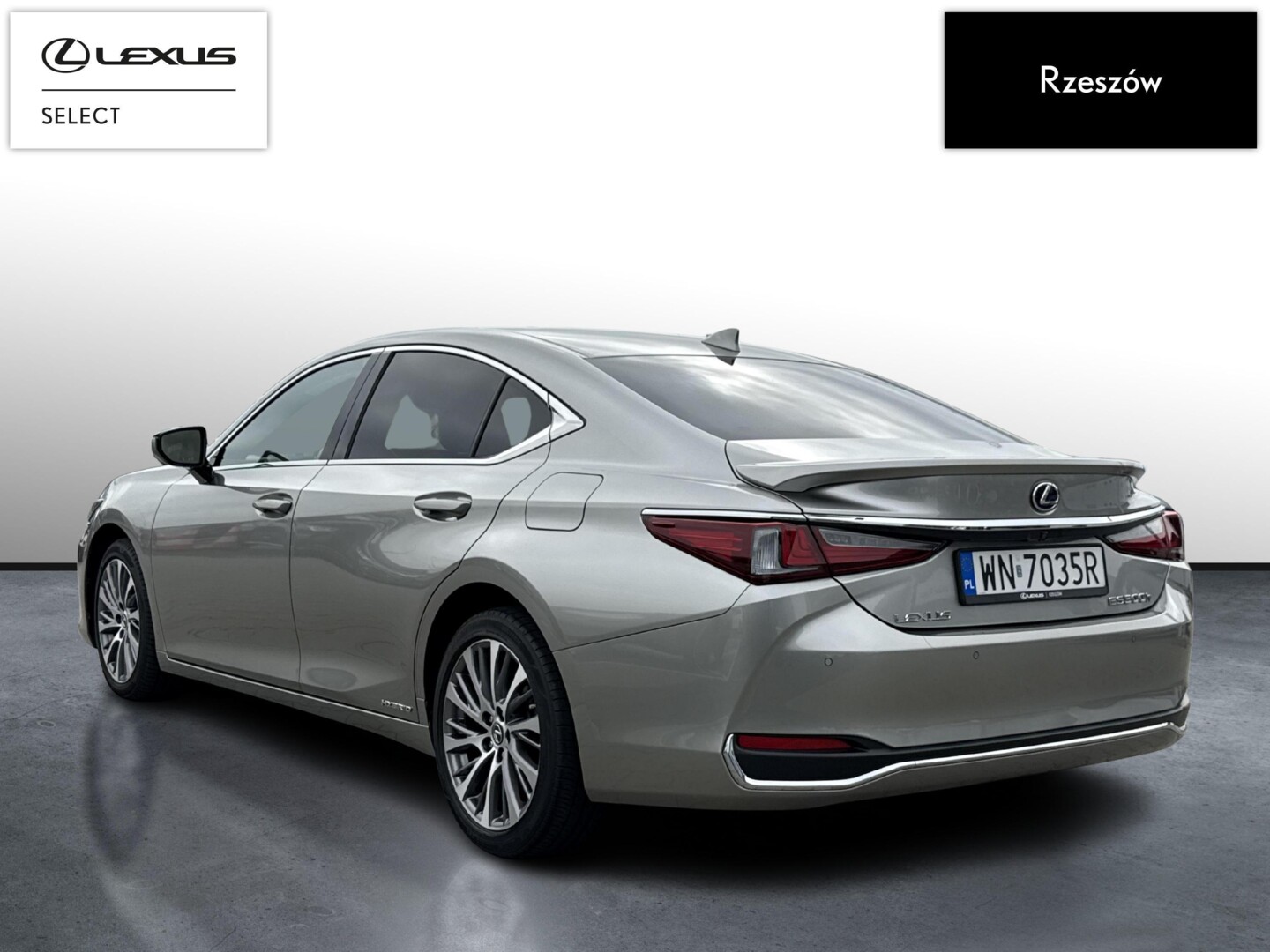 Lexus ES