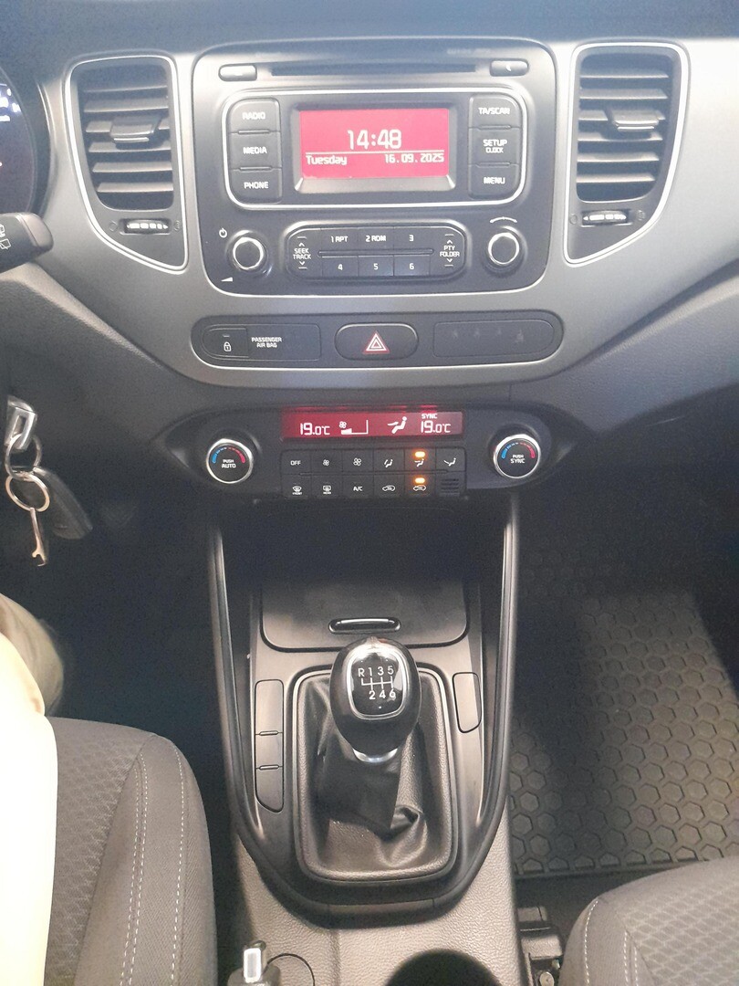 Kia Carens