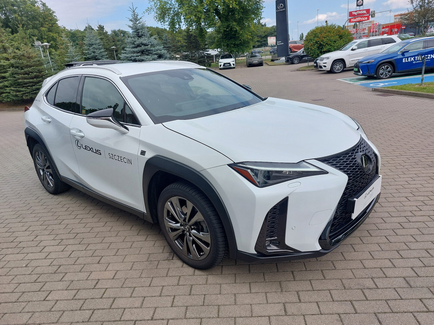 Lexus UX