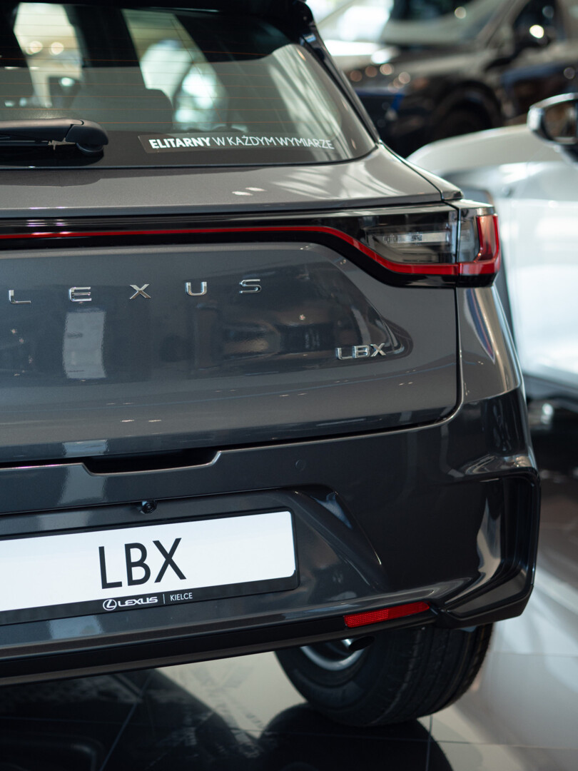 Lexus LBX