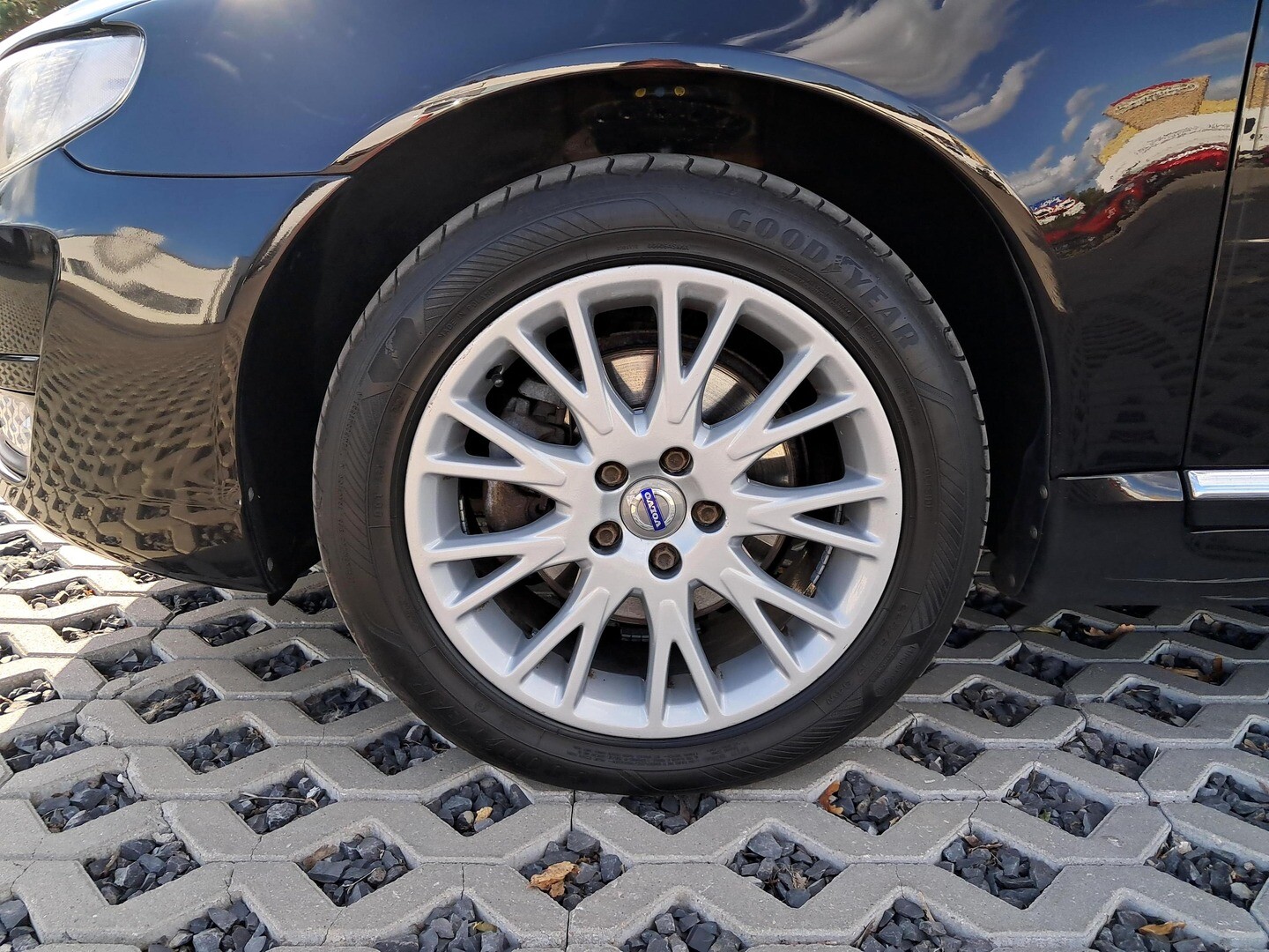 Volvo S80