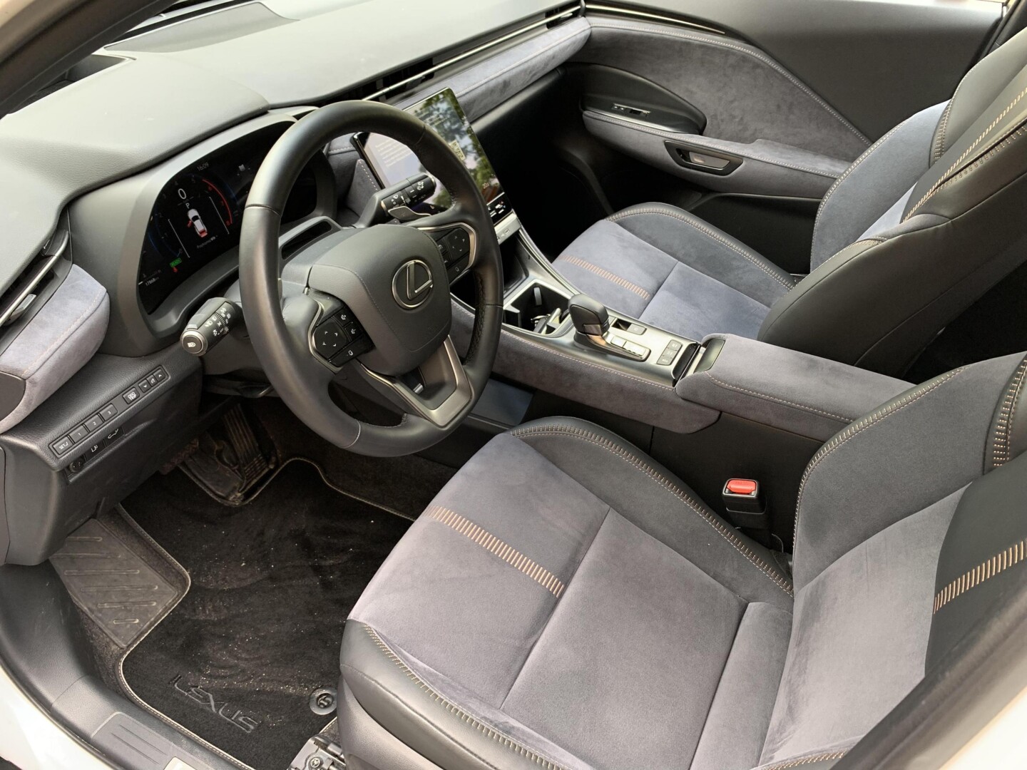 Lexus LBX