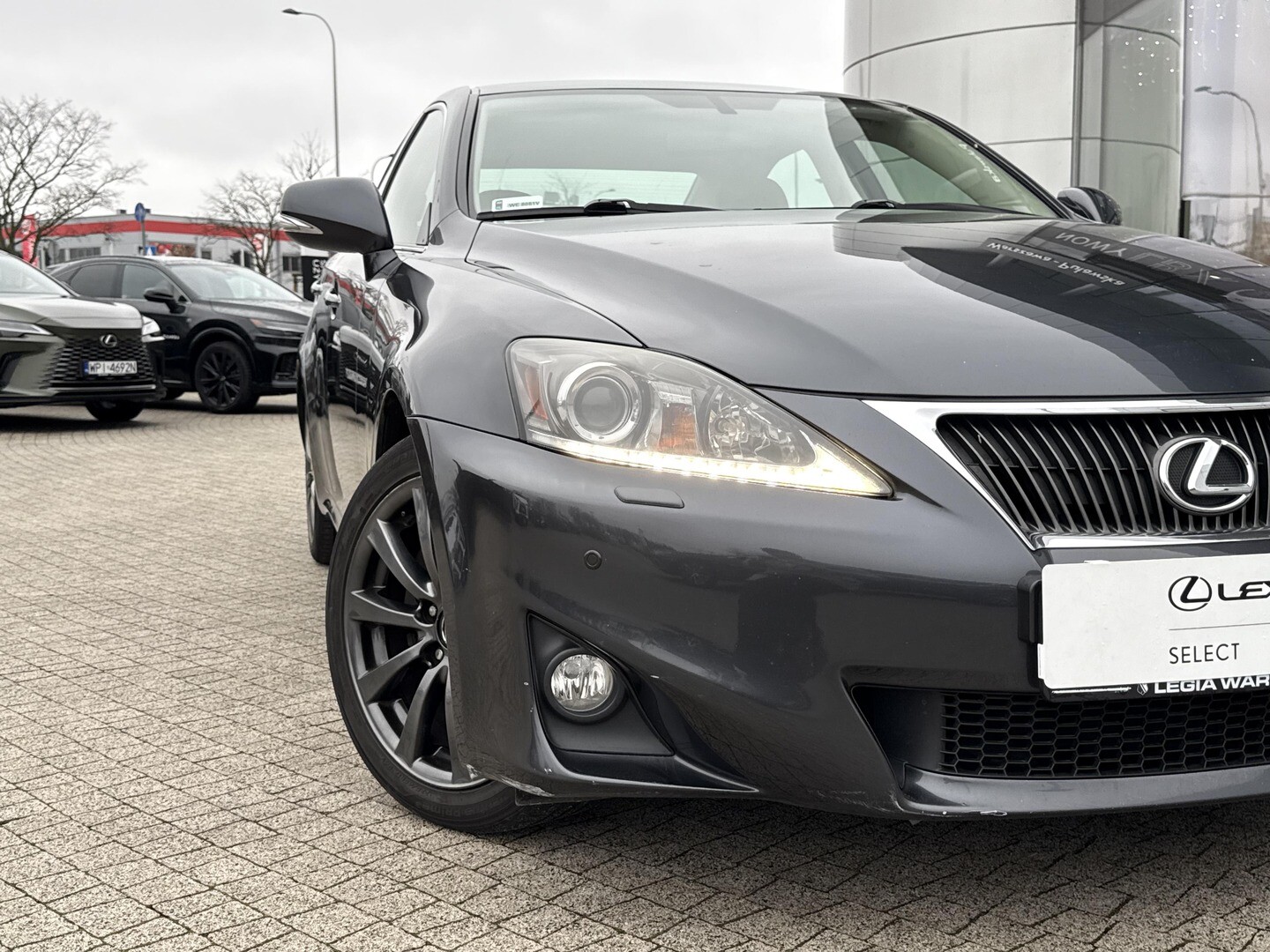 Lexus IS