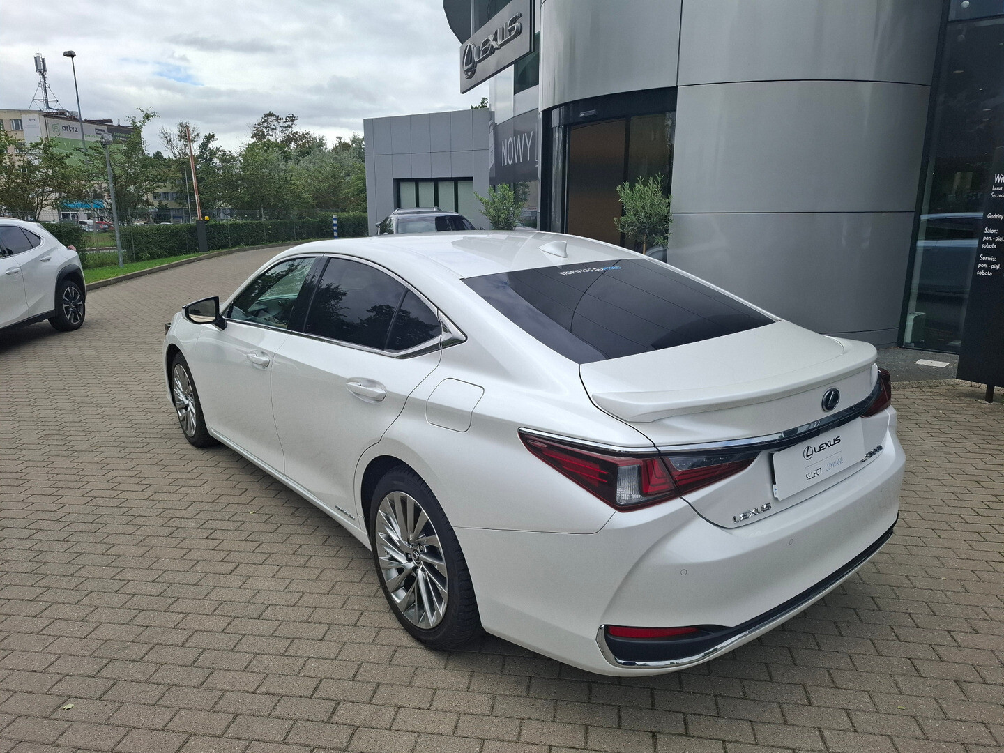 Lexus ES