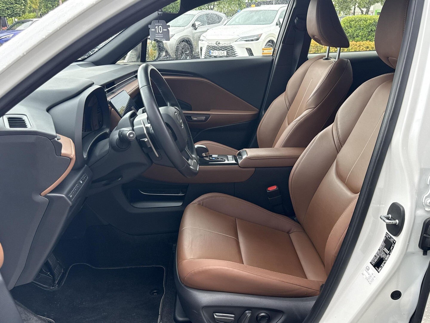 Lexus LBX