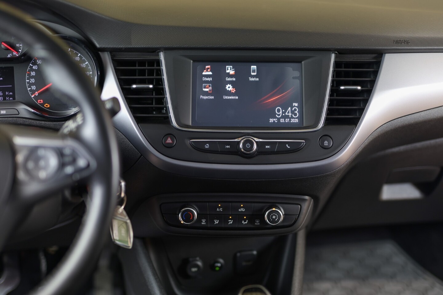 Opel Crossland X