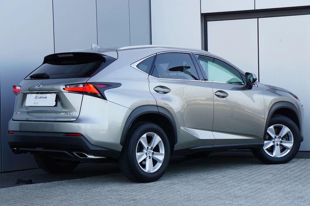 Lexus NX