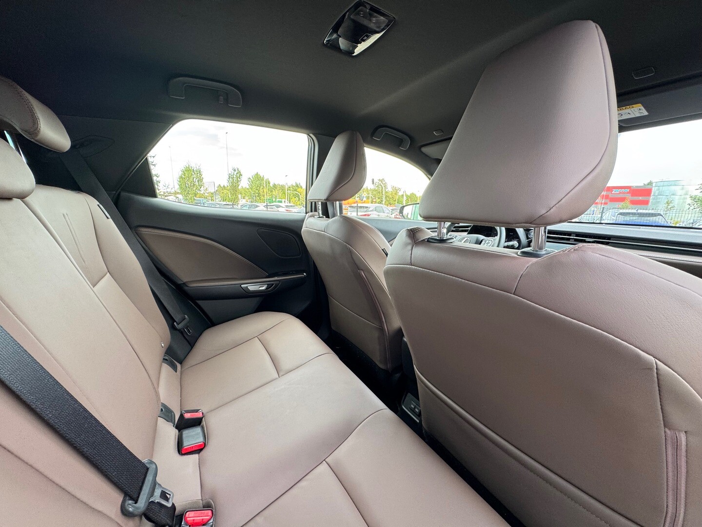 Lexus LBX