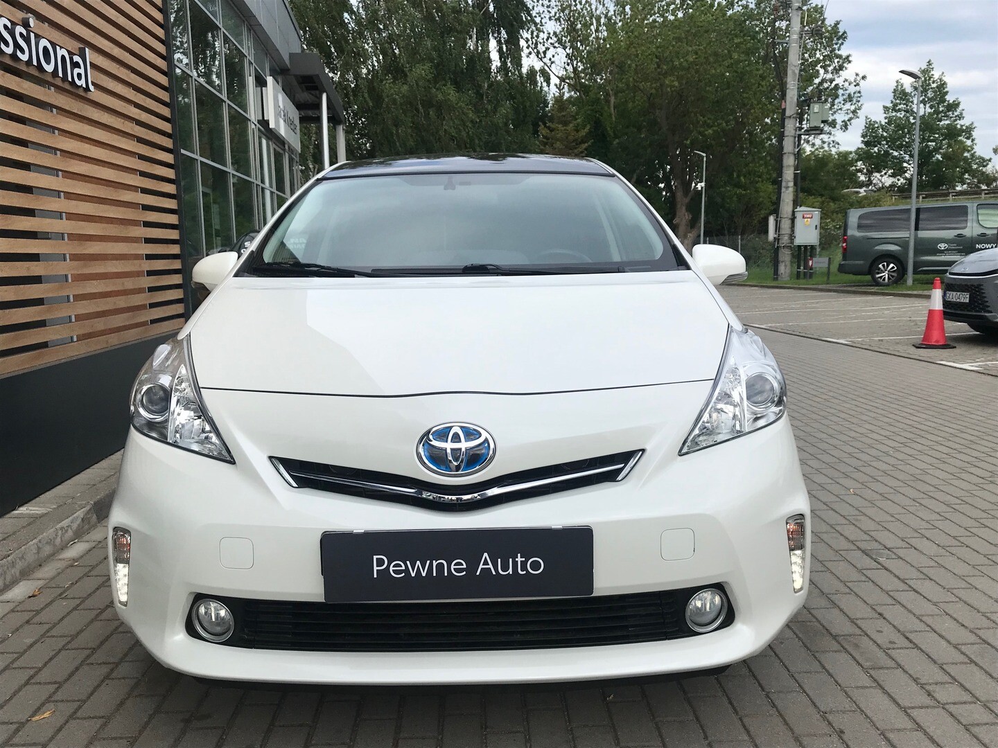 Toyota Prius+