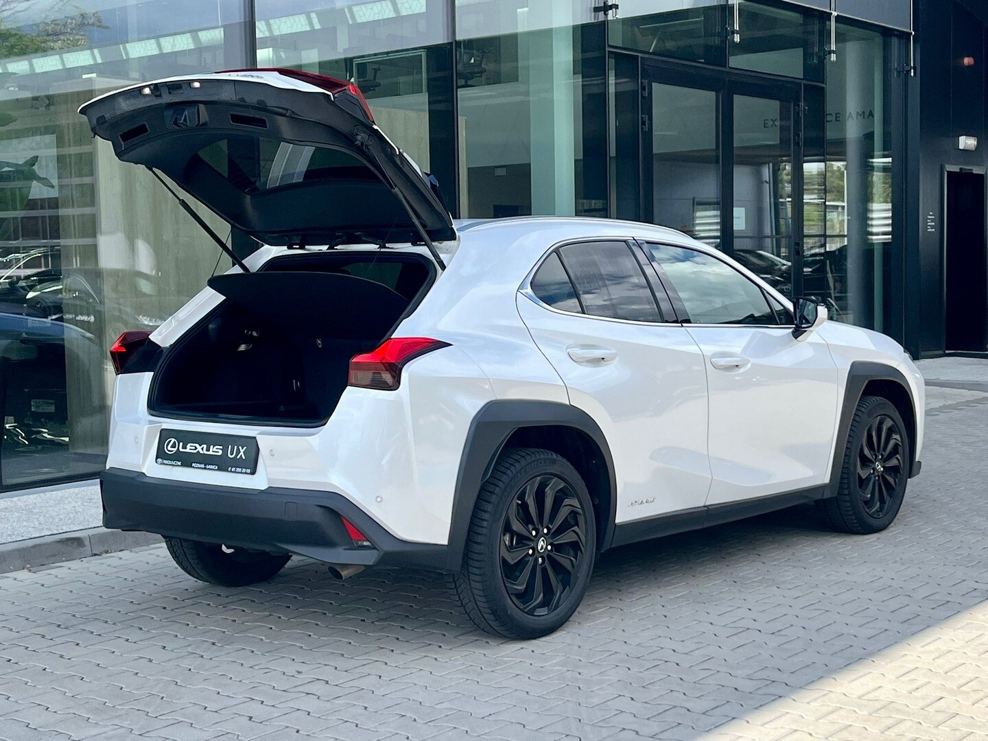 Lexus UX