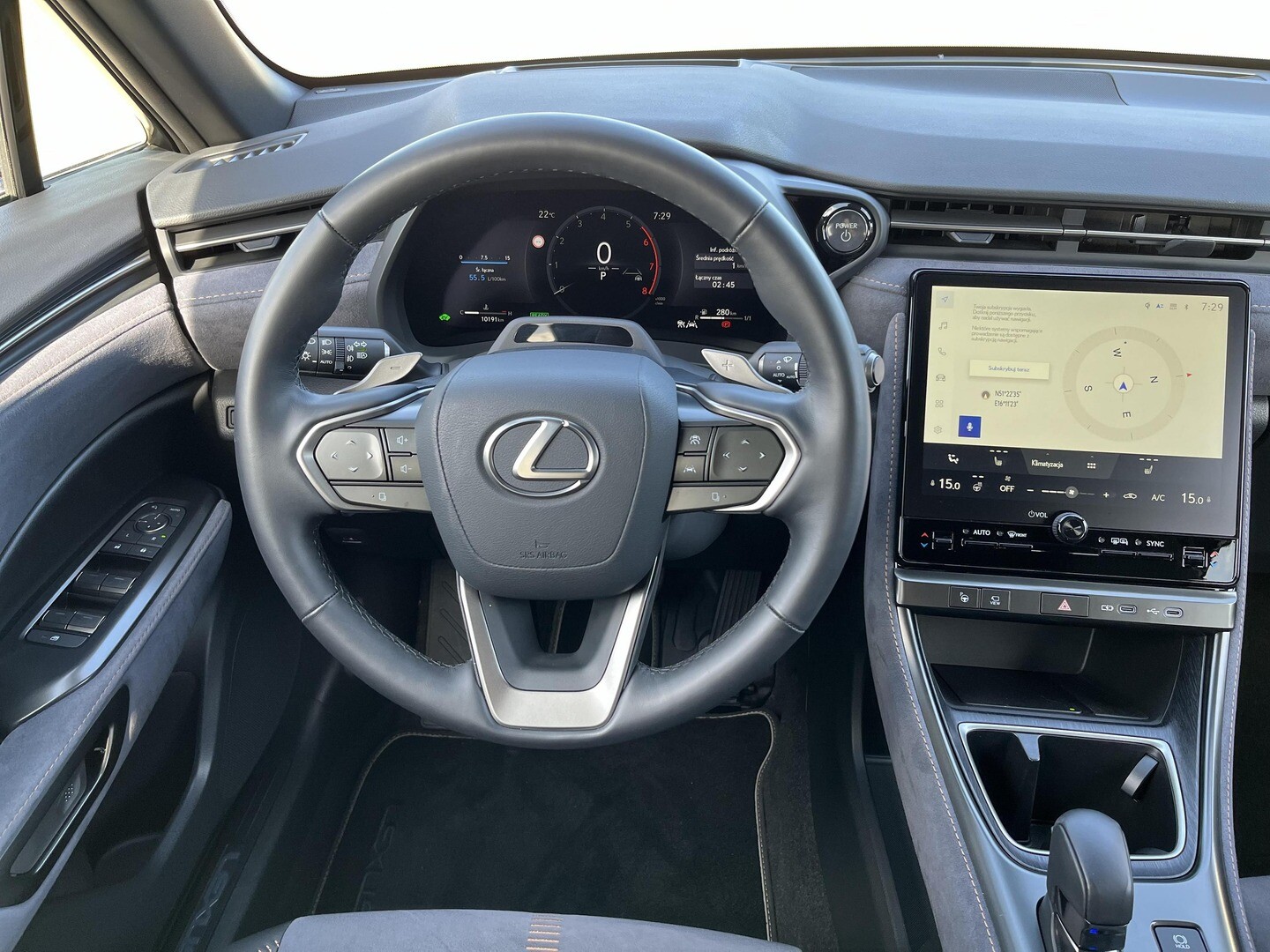 Lexus LBX