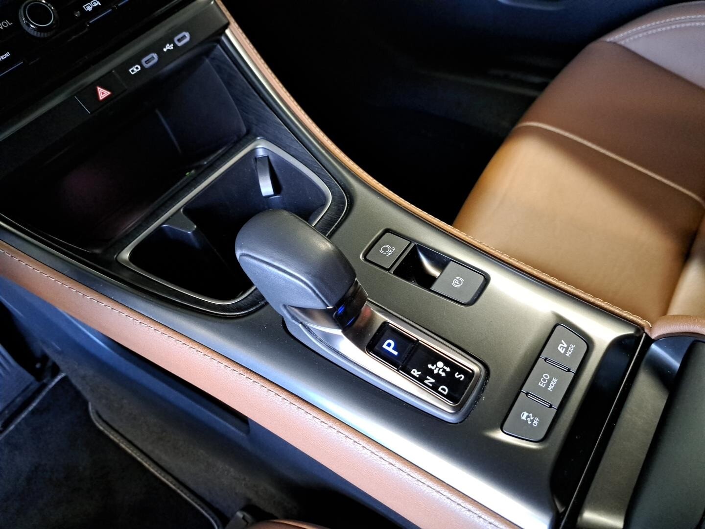 Lexus LBX