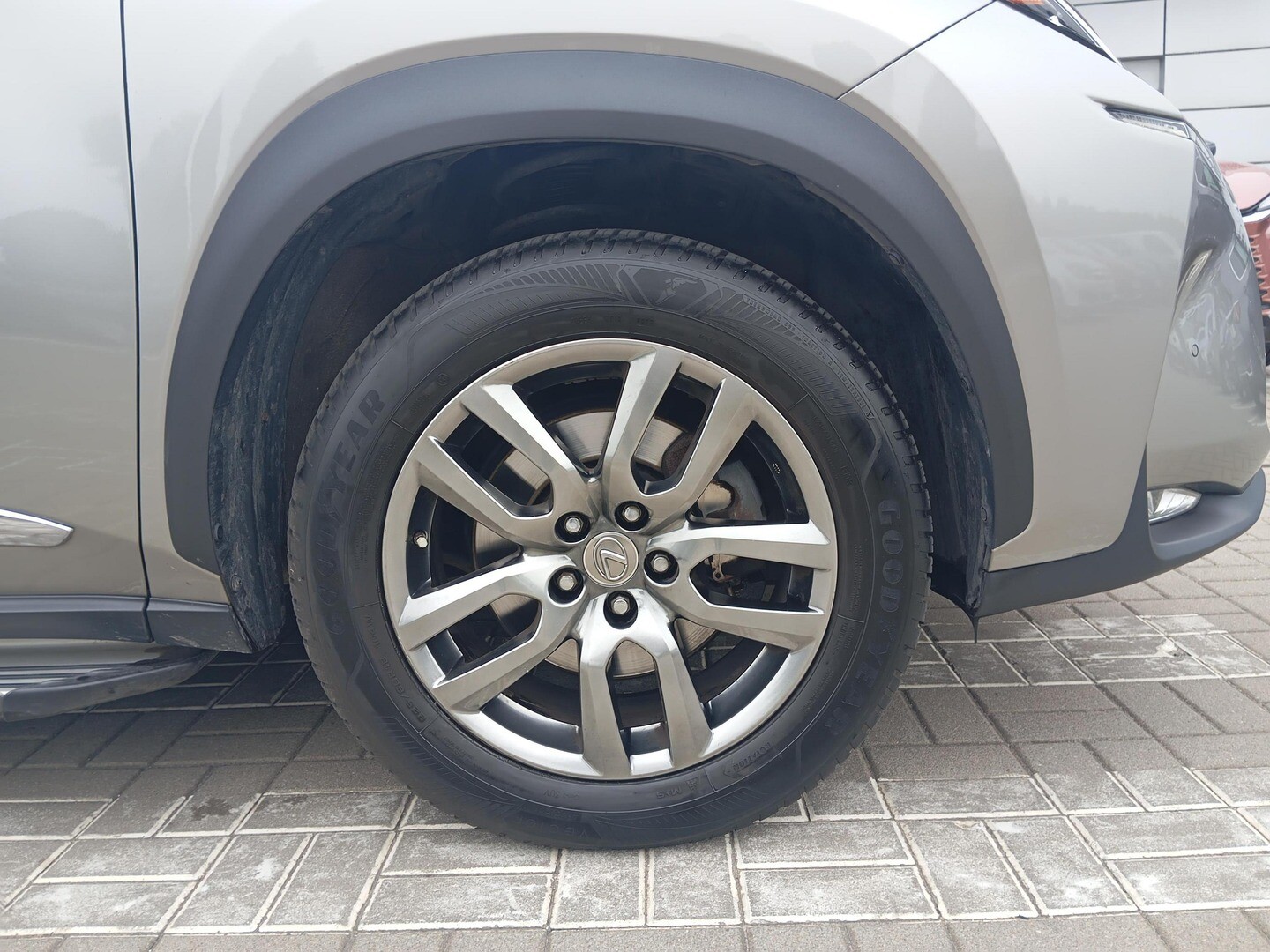 Lexus NX
