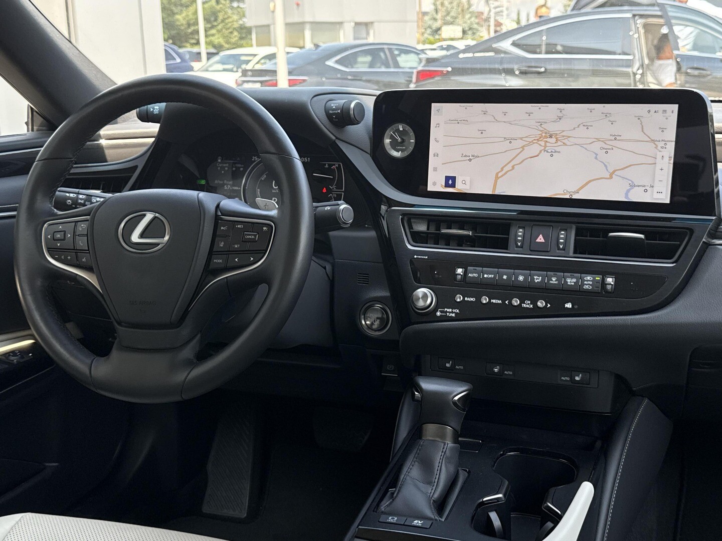 Lexus ES