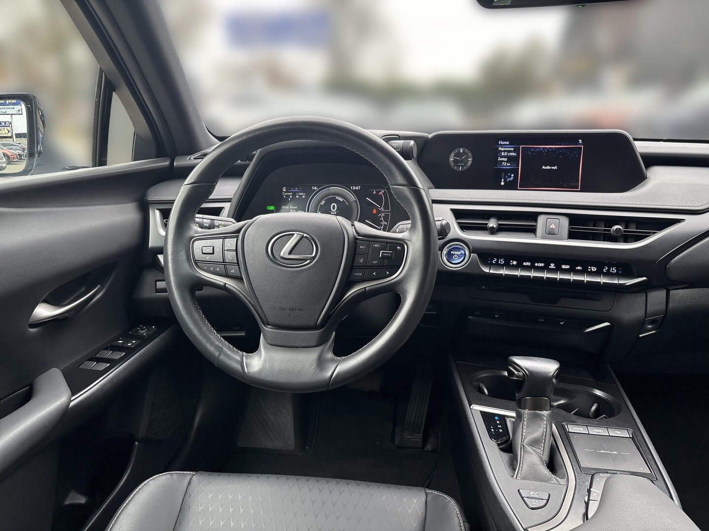 Lexus UX