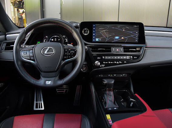 Lexus ES