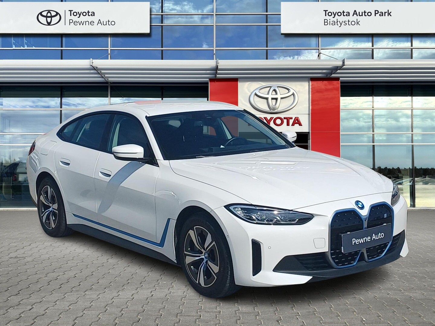 BMW i4