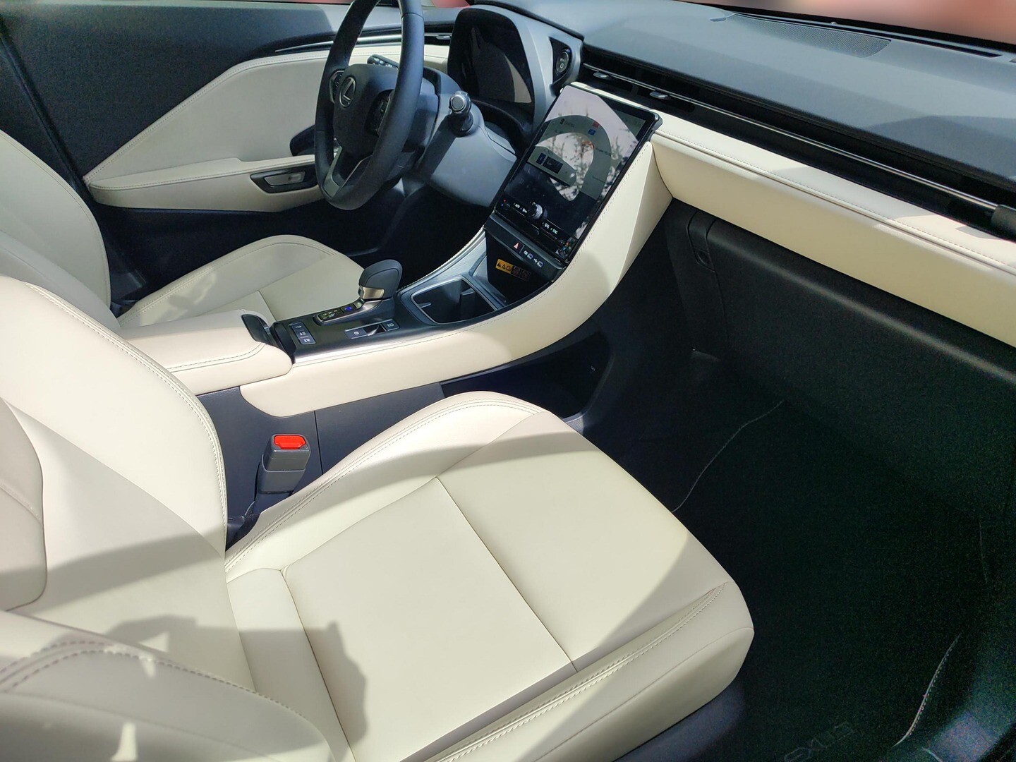 Lexus LBX