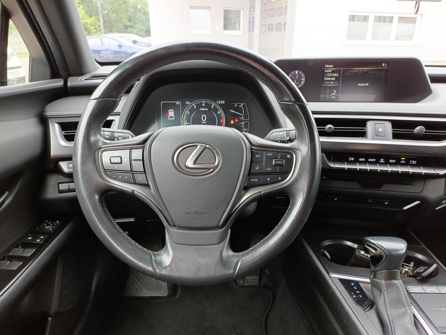 Lexus UX