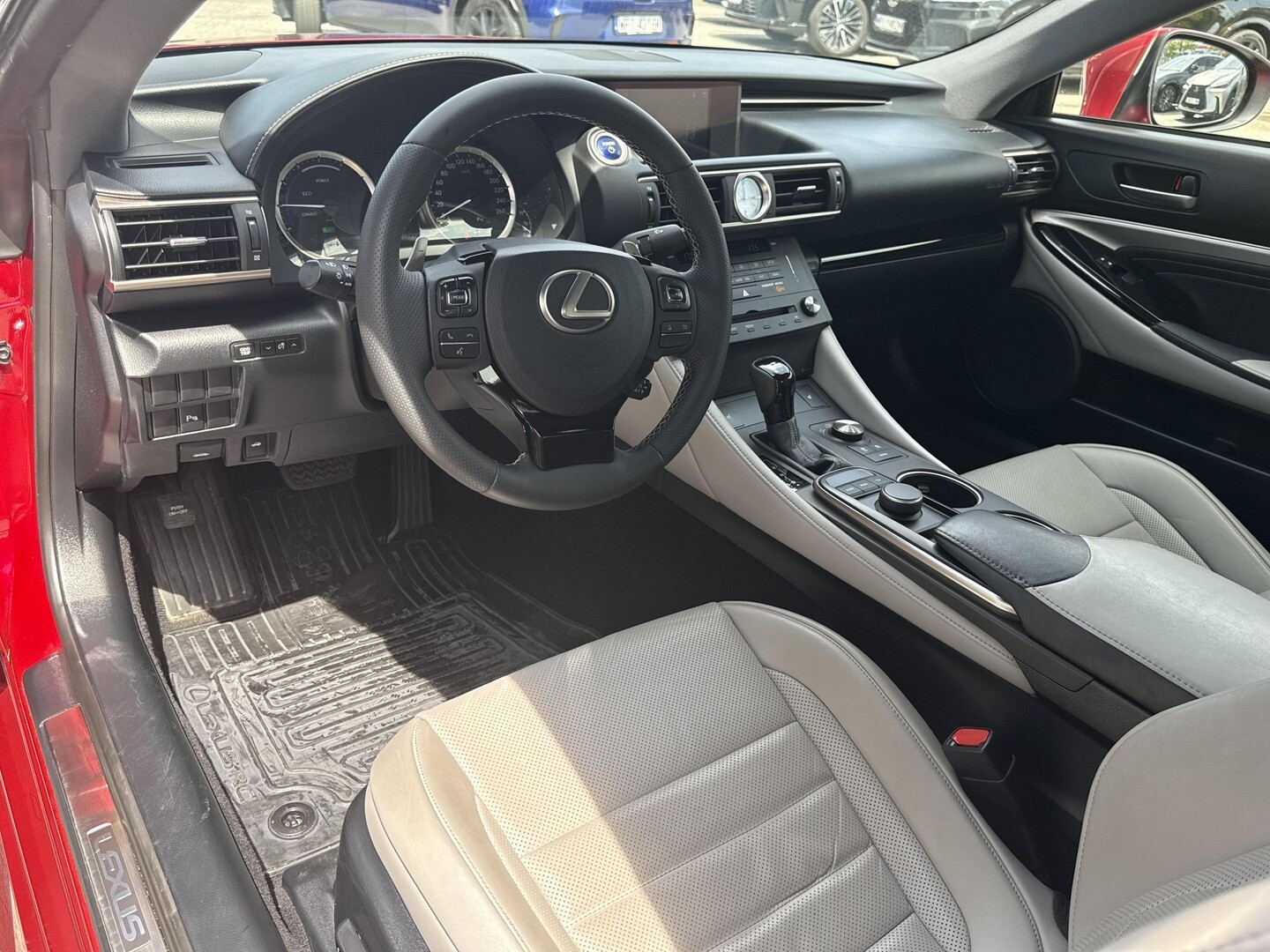 Lexus RC