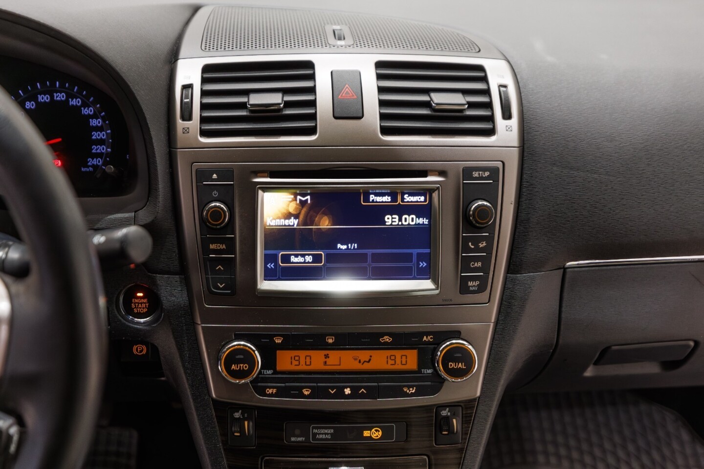 Toyota Avensis