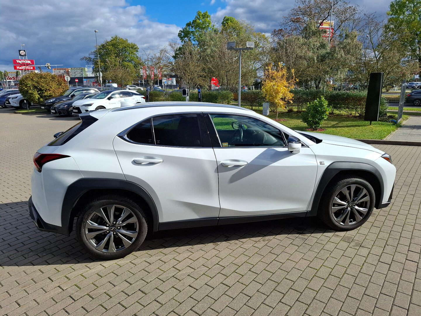 Lexus UX