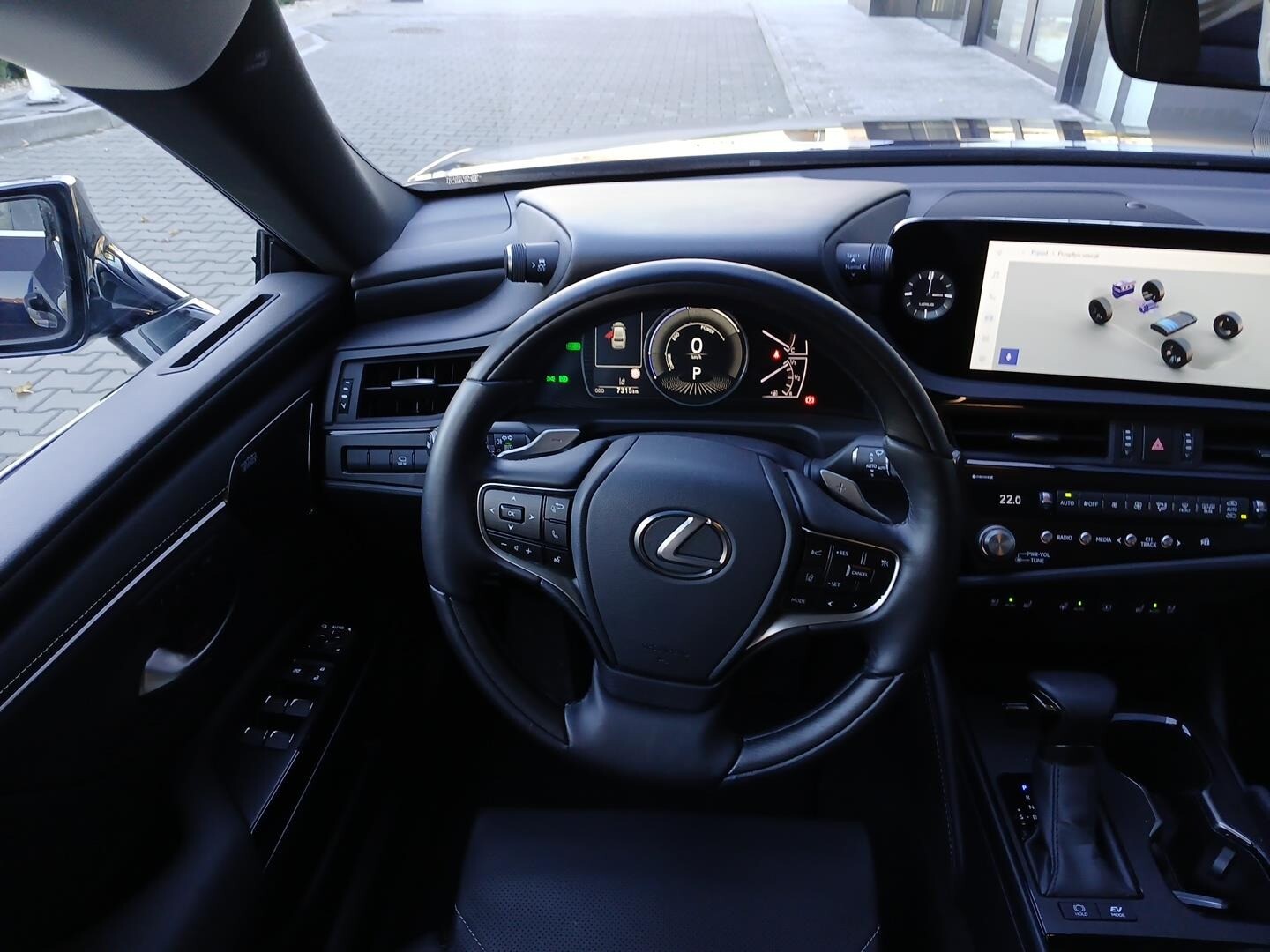 Lexus ES