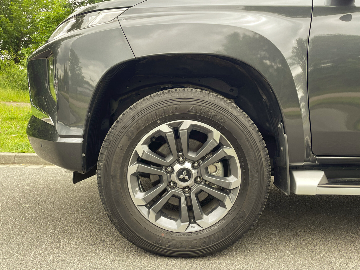 Mitsubishi L200