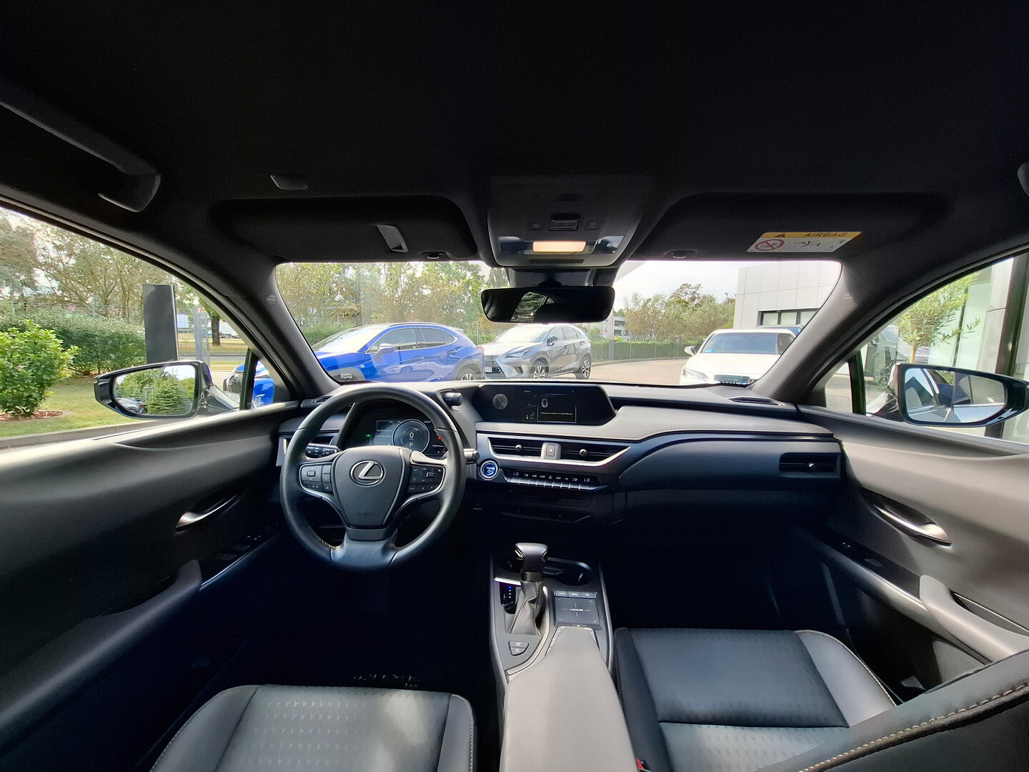 Lexus UX