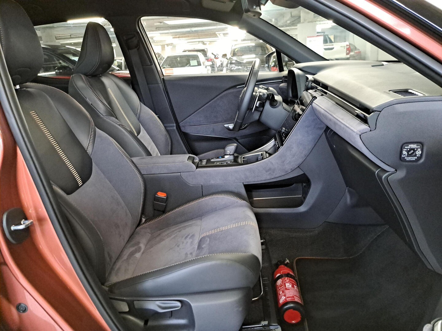 Lexus LBX
