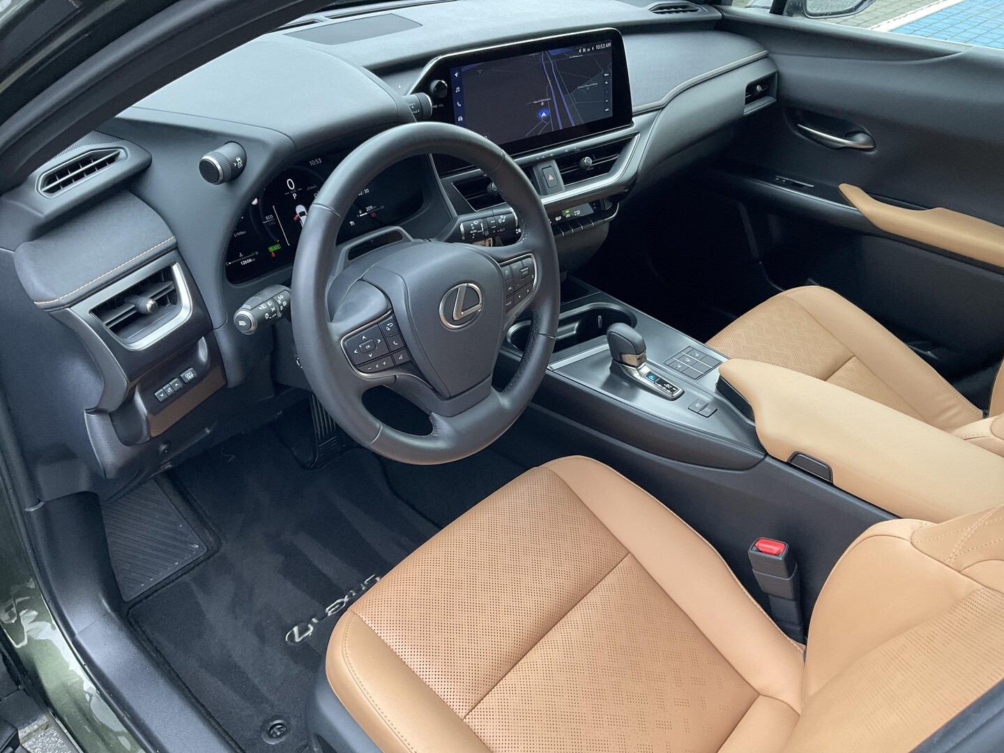 Lexus UX