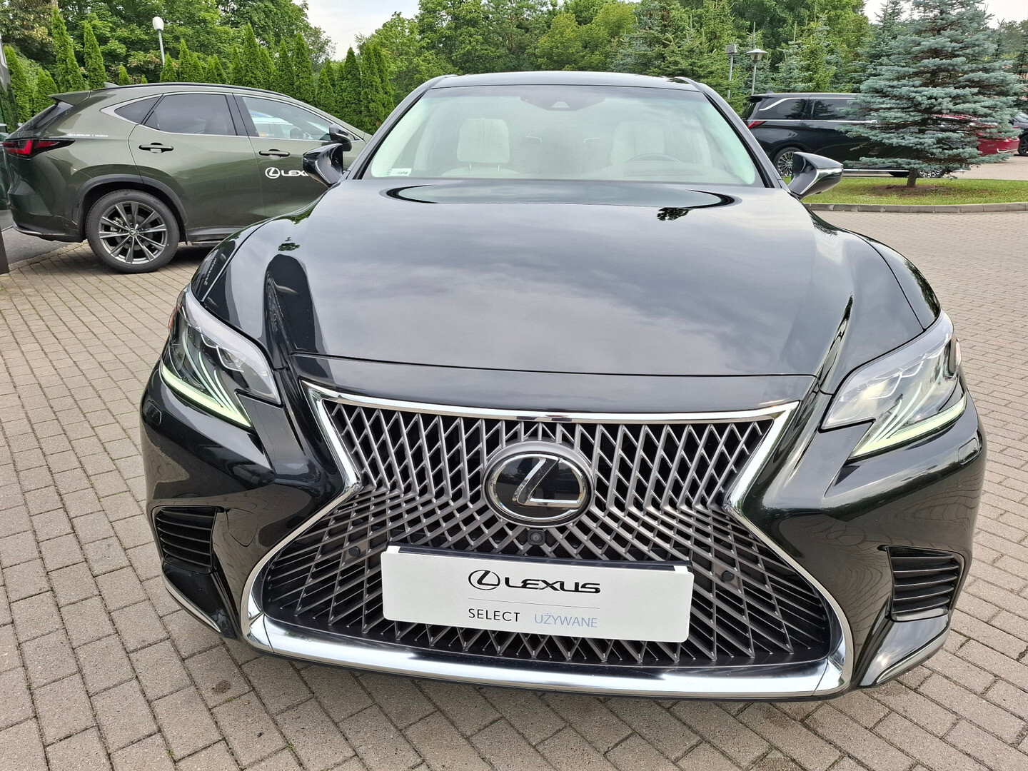 Lexus LS