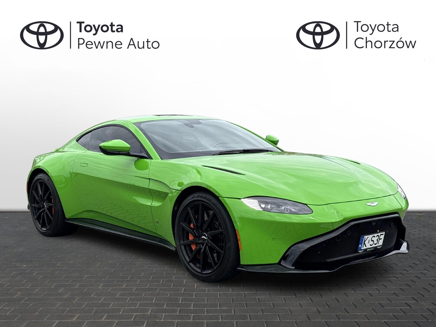 Aston Martin V8
