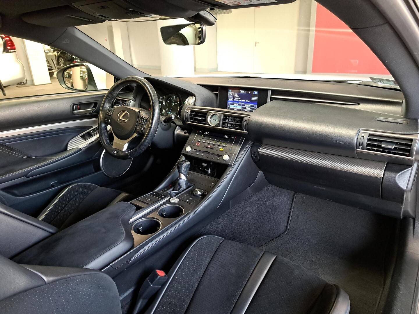 Lexus RC