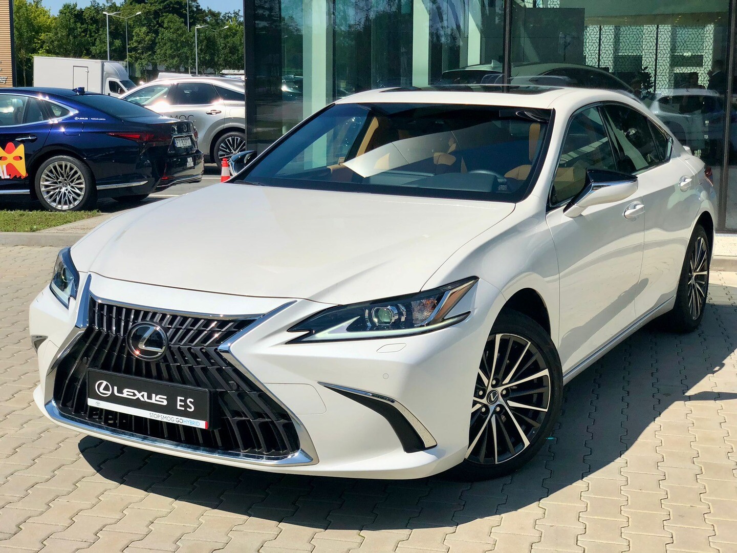 Lexus ES