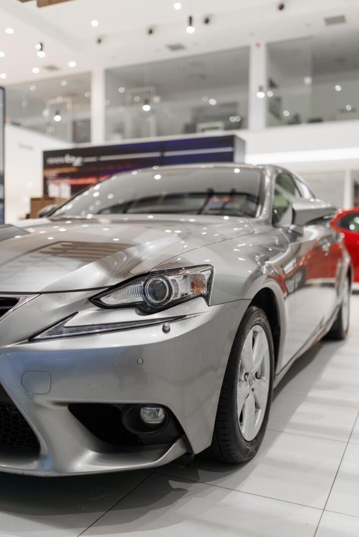 Lexus IS
