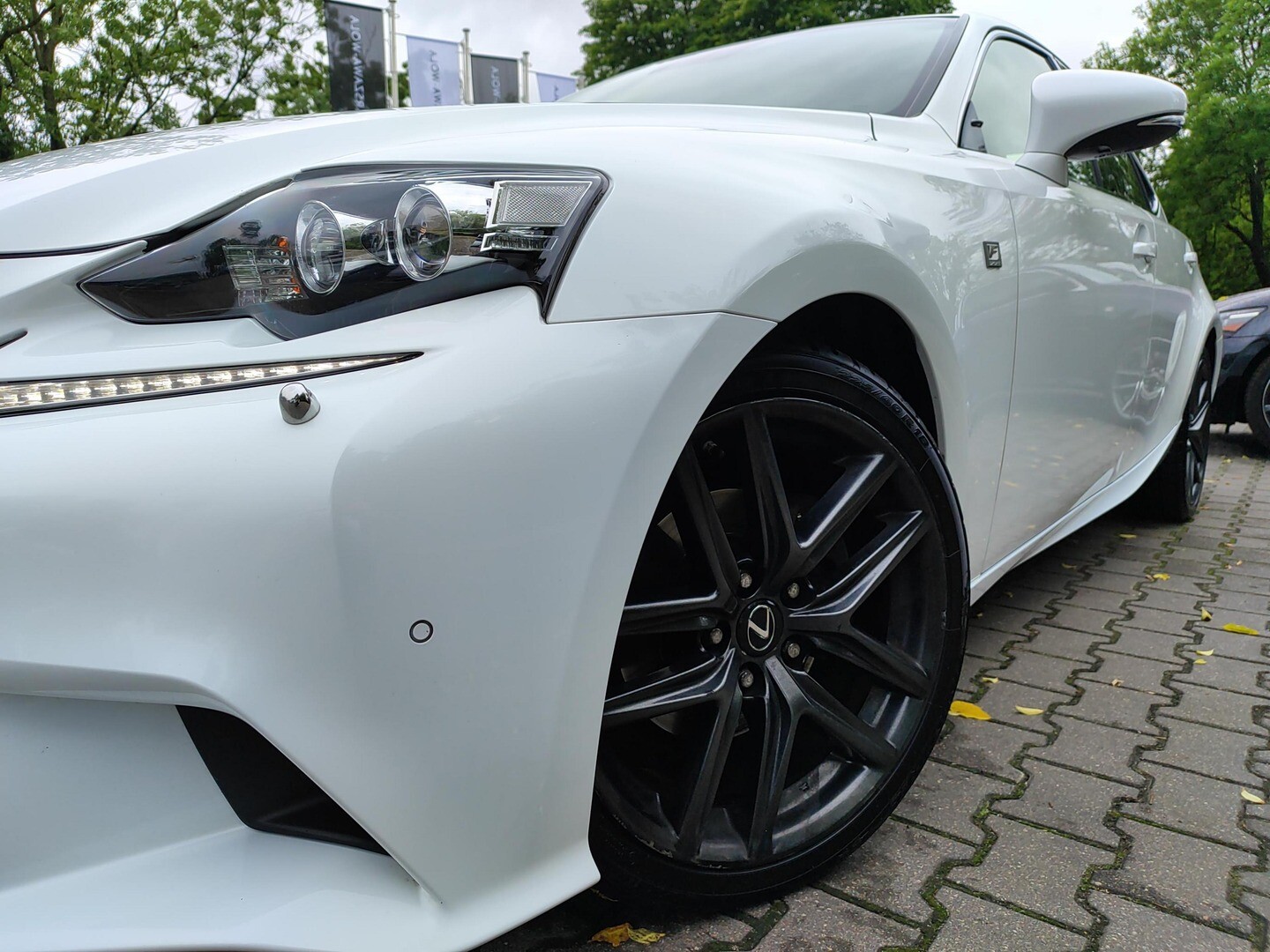 Lexus IS